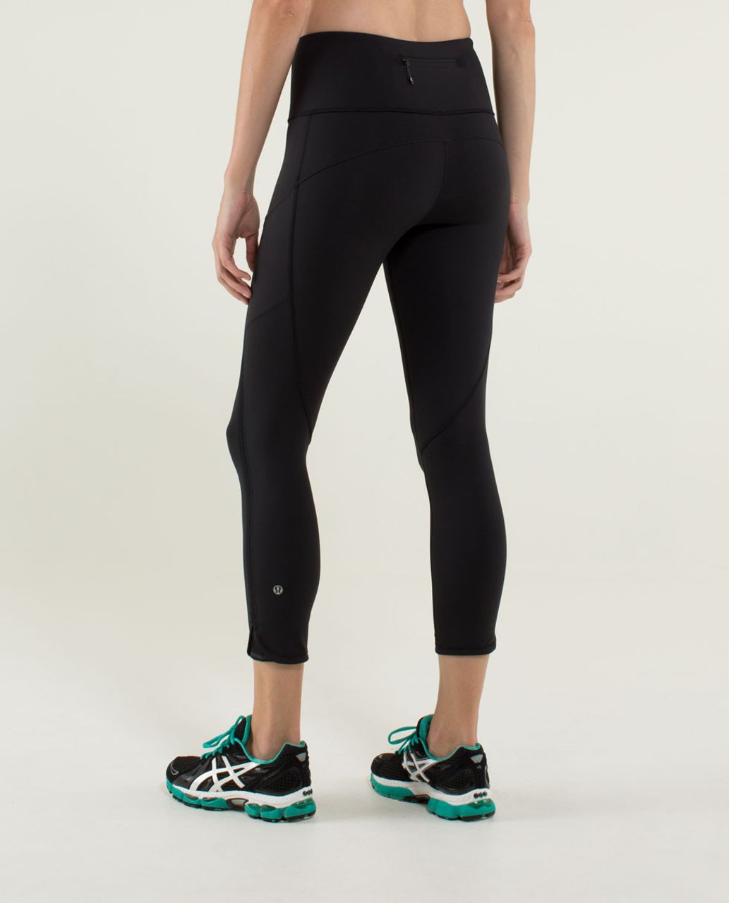 Lululemon Can't Stop Crop - Black