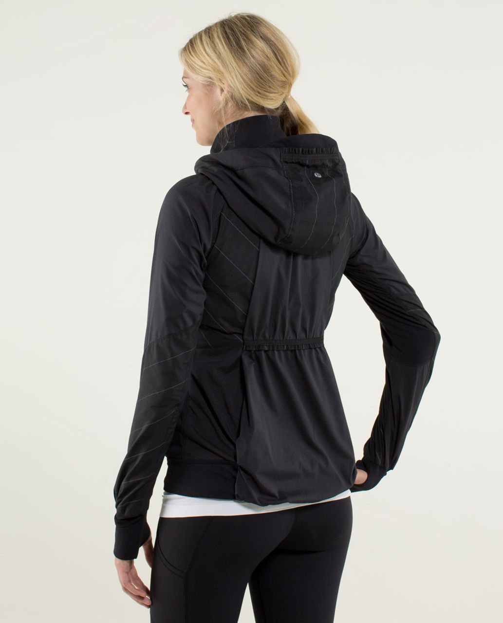 lululemon black windbreaker