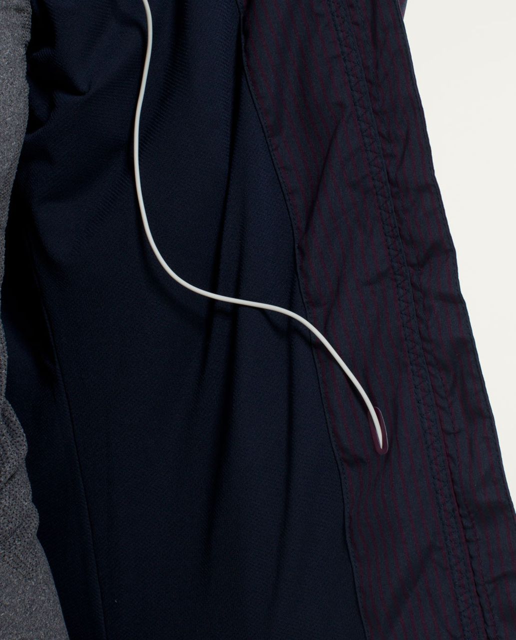 Lululemon She's Swift Jacket - Hyper Stripe Reflective Plum / Inkwell