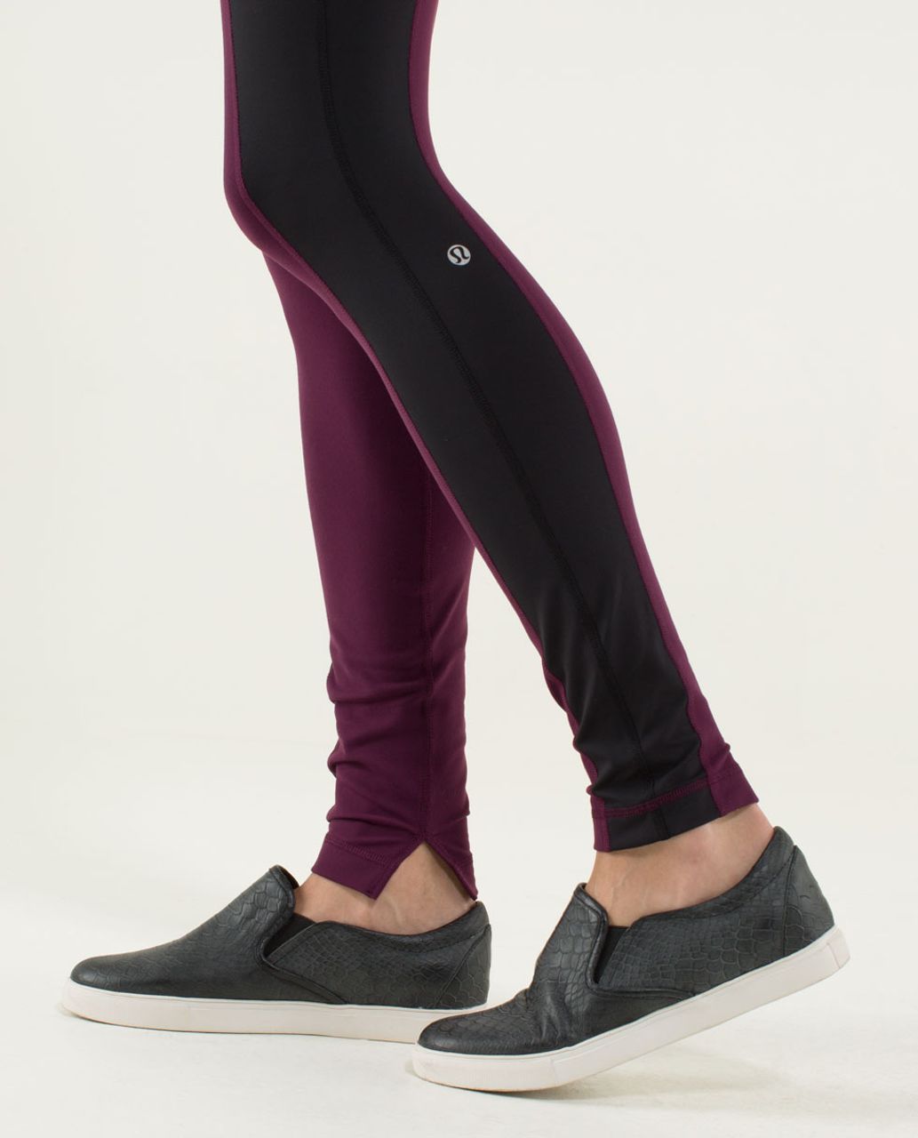 Lululemon Avenue Pant - Plum / Hyper Stripe Plum / Black