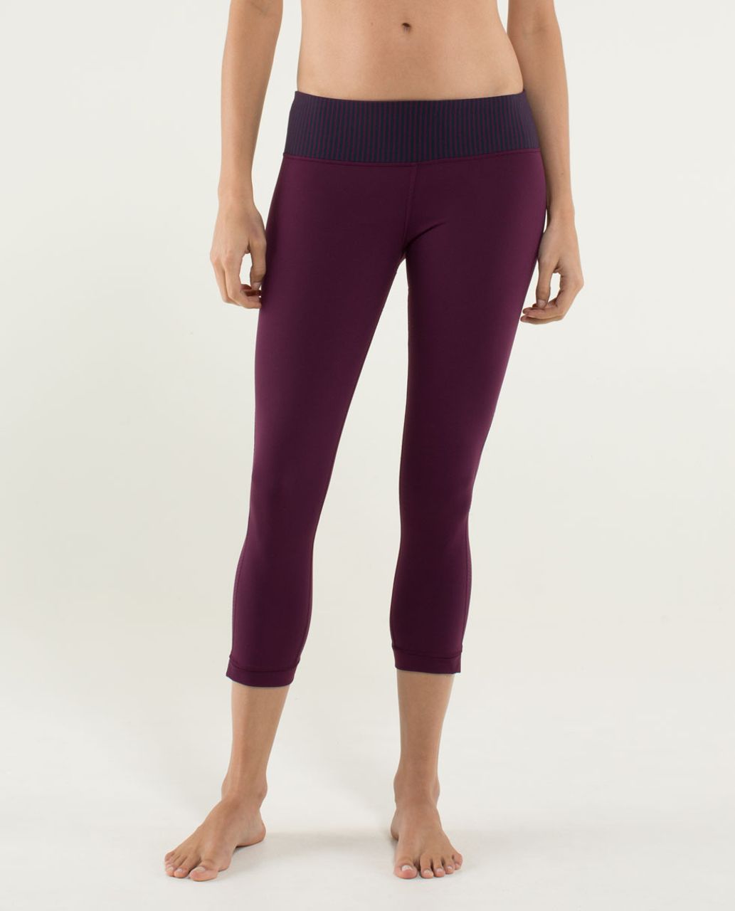 Lululemon Journey Crop - Plum / Hyper Stripe Plum