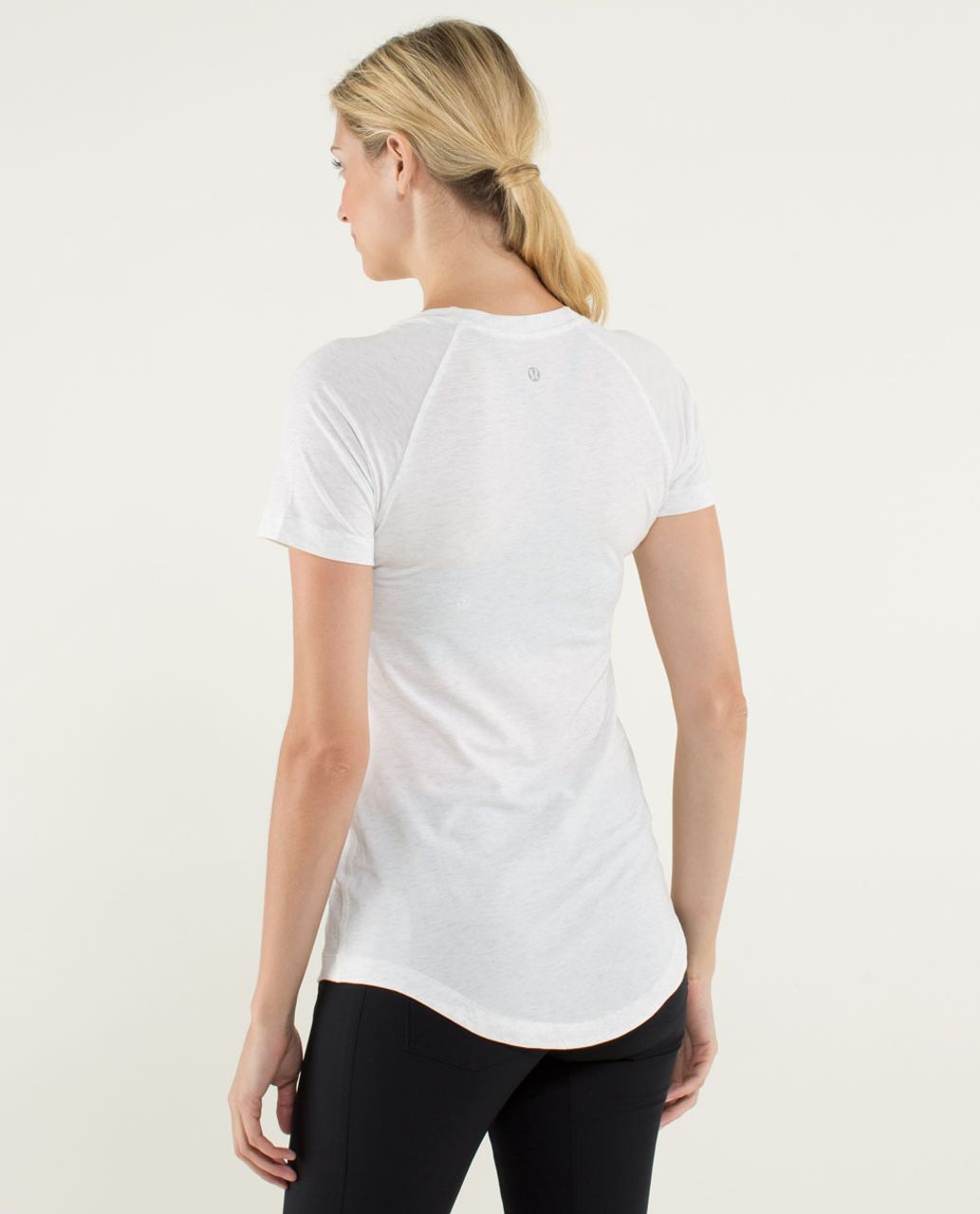 Lululemon Dhyana Short Sleeve - Heathered White