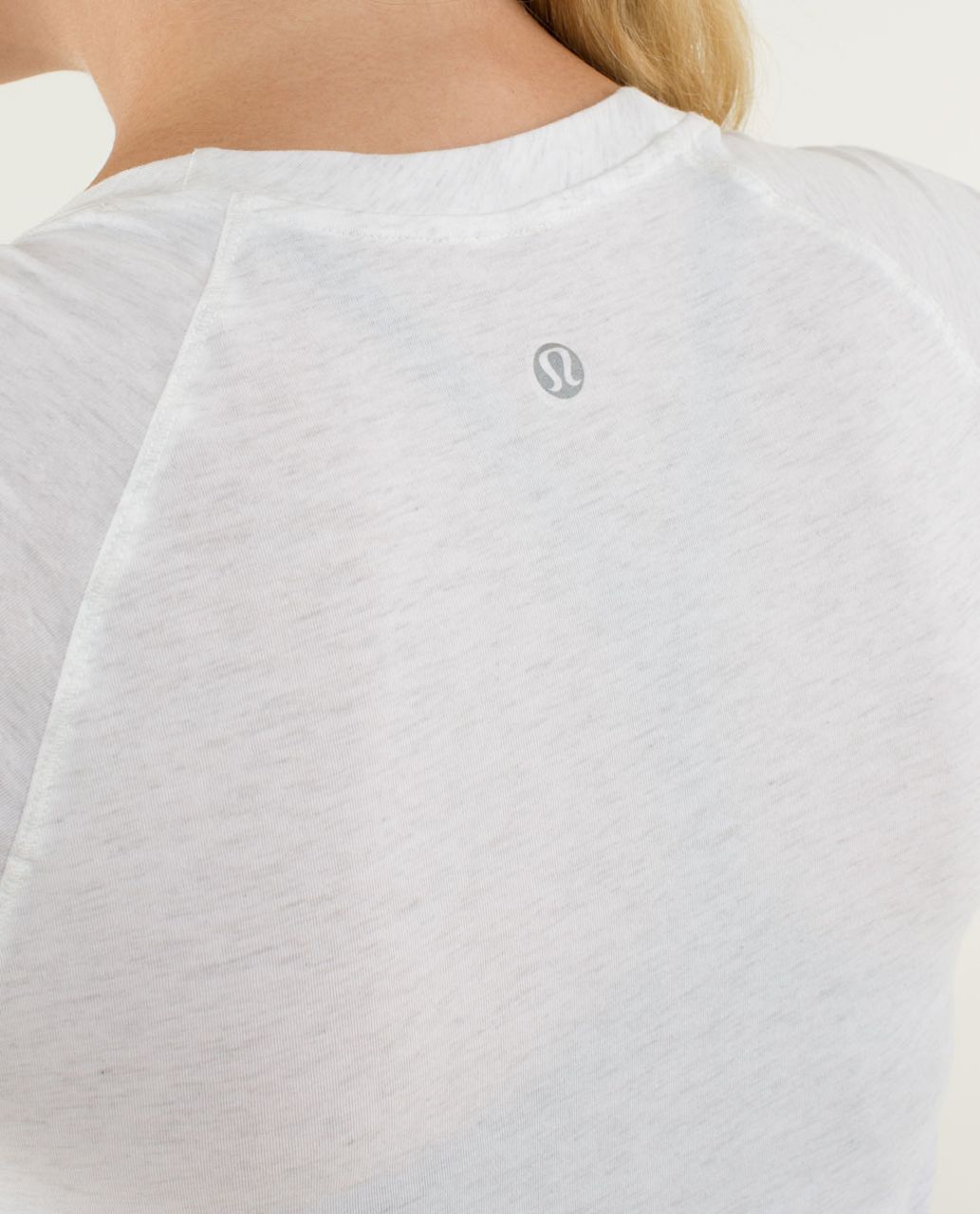 Lululemon Dhyana Short Sleeve - Heathered White