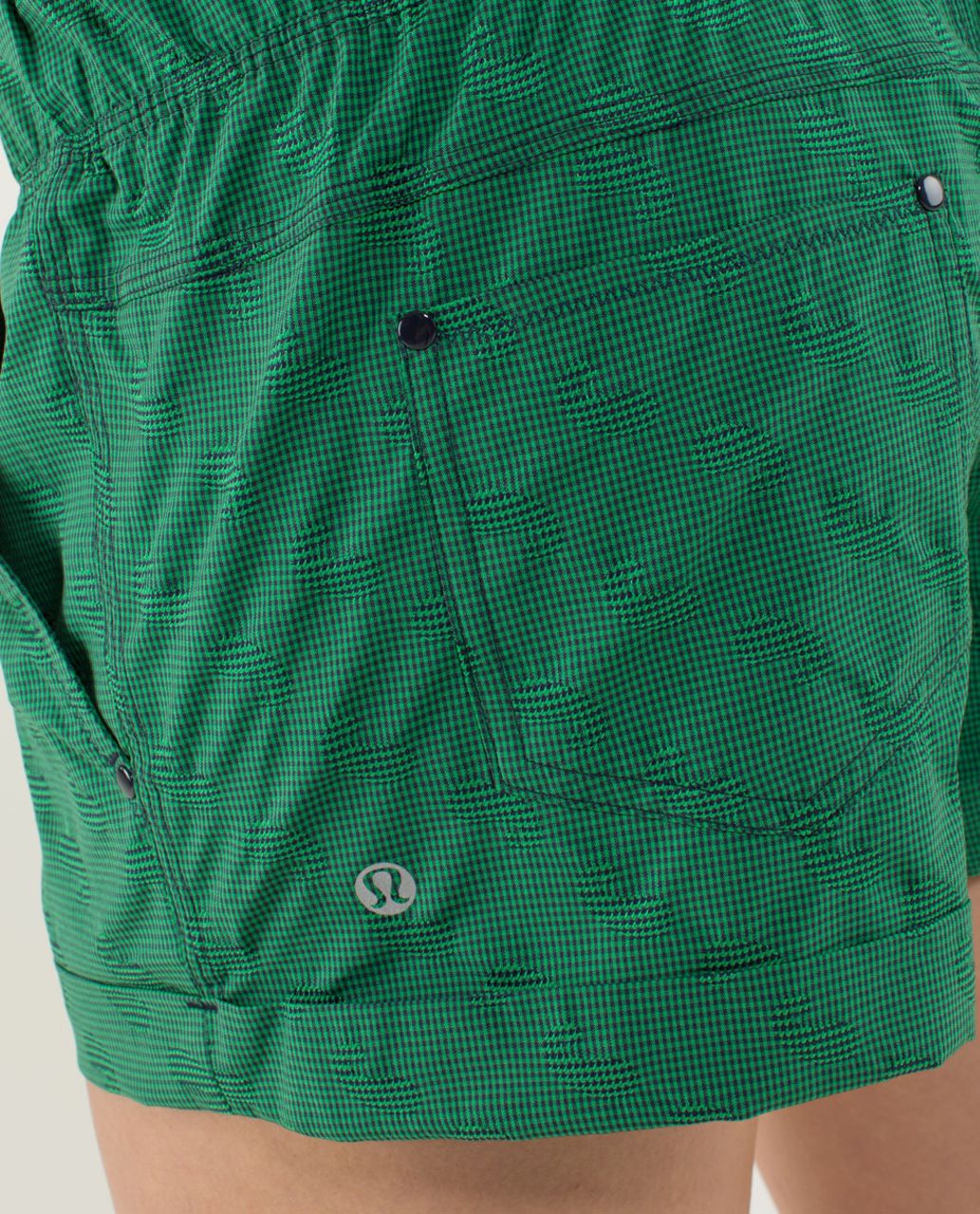 Lululemon Play All Day Short - Inkwell / Green Bean / Inkwell