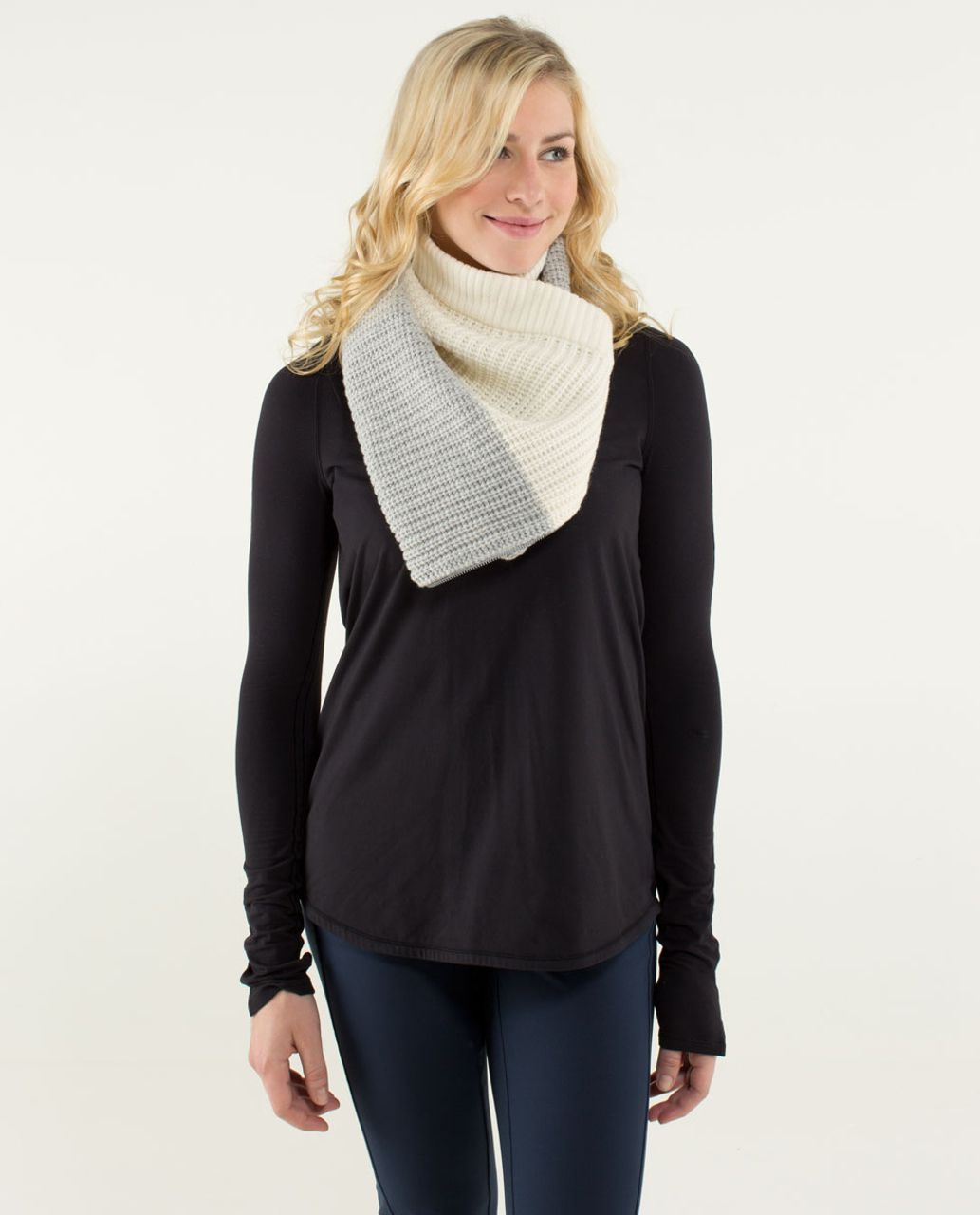 Lululemon Falling Freely Neck Warmer - Angel Wing / Silver Grey