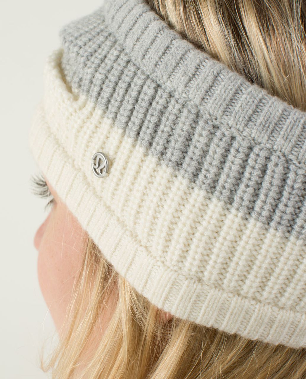 Lululemon Falling Freely Ear Warmer - Angel Wing / Silver Grey