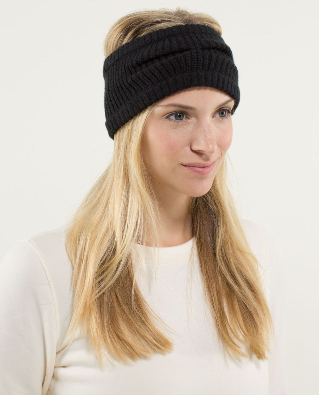 Lululemon Falling Freely Ear Warmer - Black