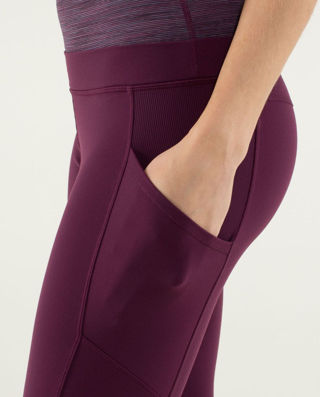 Lululemon En Route Crop - Plum / Wee Are From Space September Plum