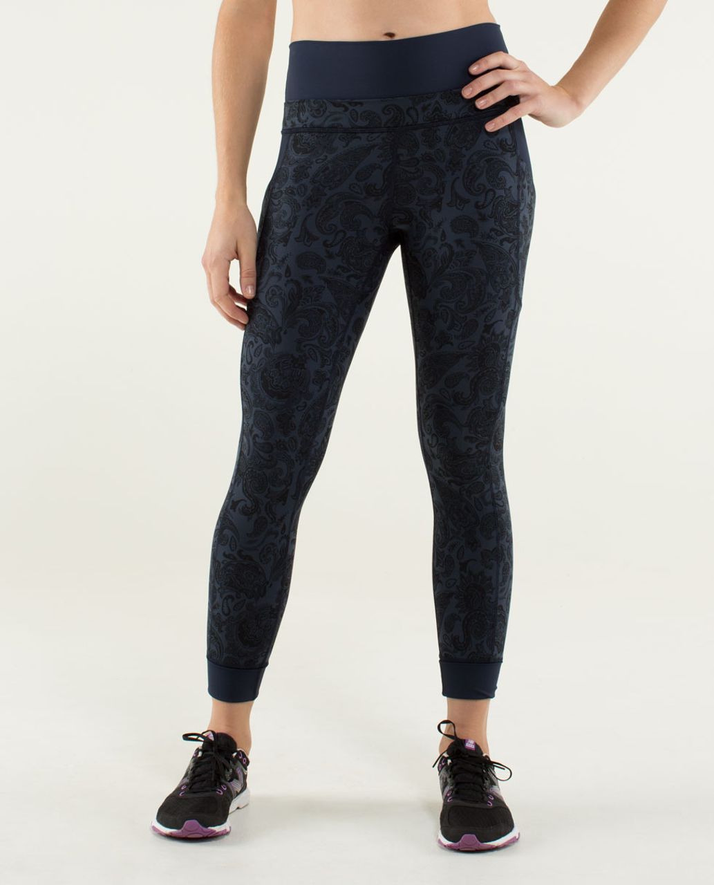 Lululemon En Route Crop - Paisley Inkwell / Inkwell