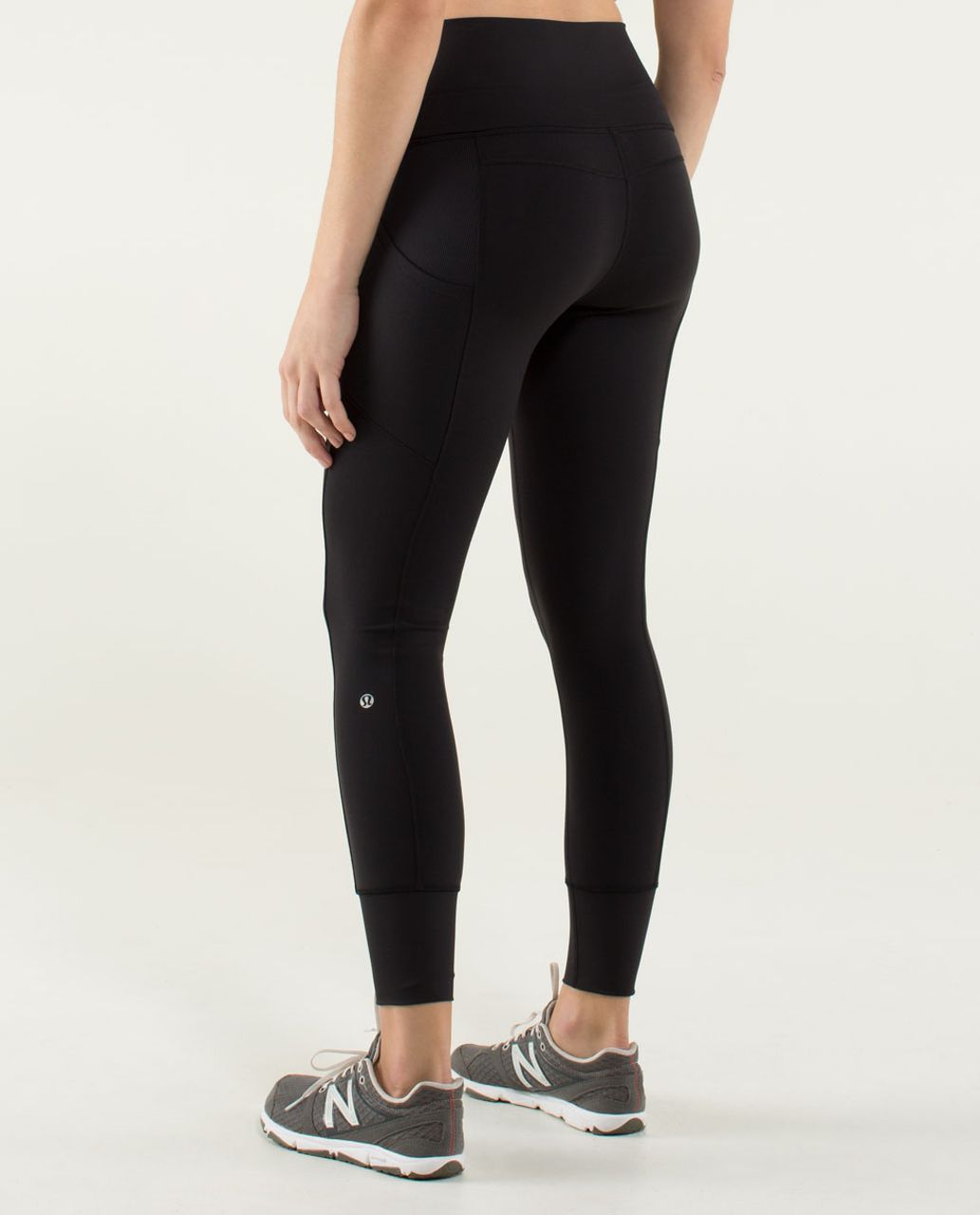 Lululemon En Route Crop - Black