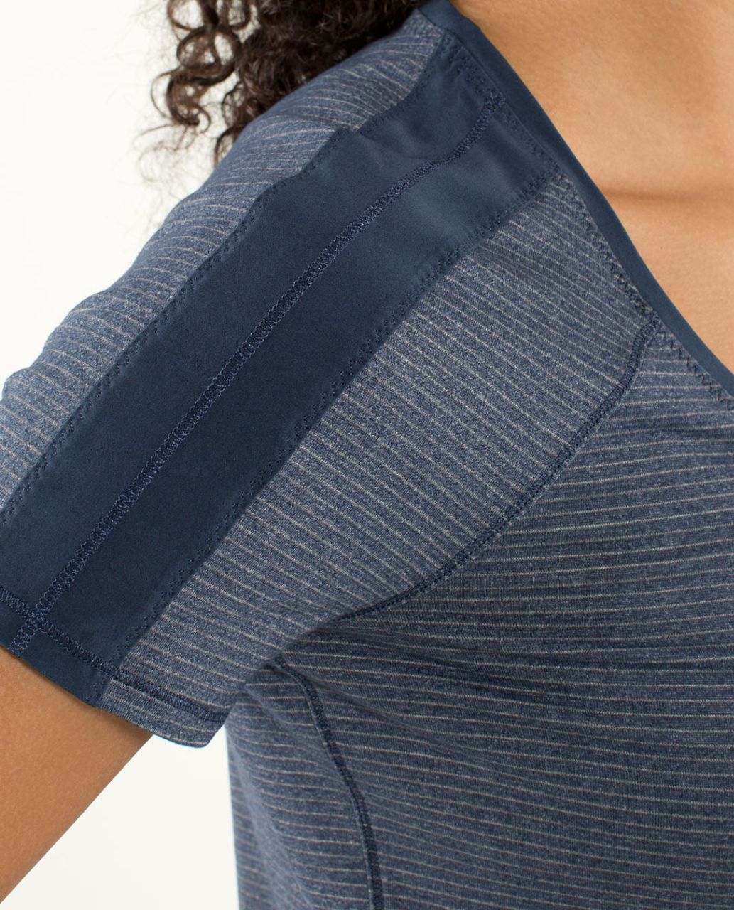 Lululemon Race Me Short Sleeve - Heathered Inkwell / Inkwell