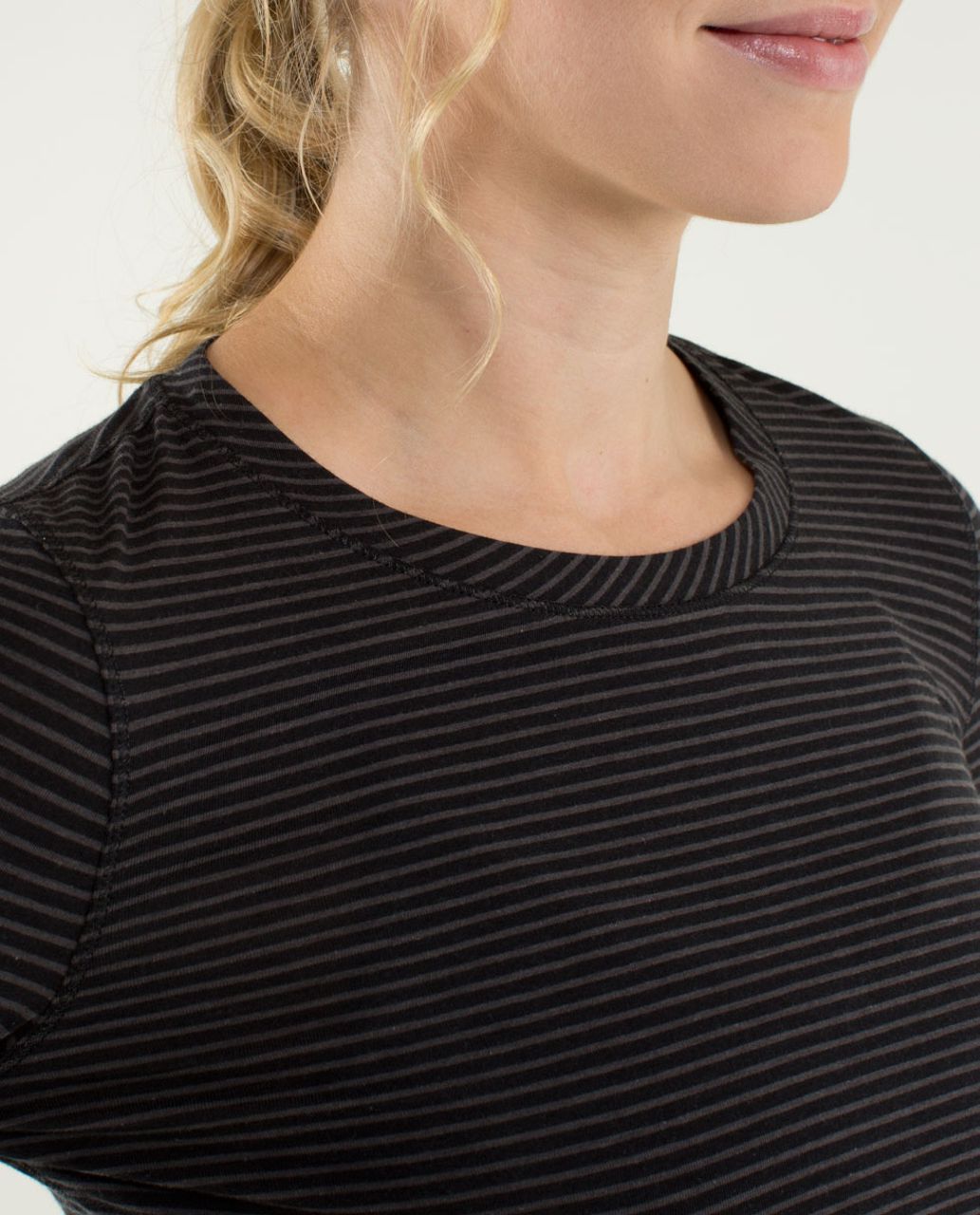 Lululemon Karma Long Sleeve - Hyper Stripe Black