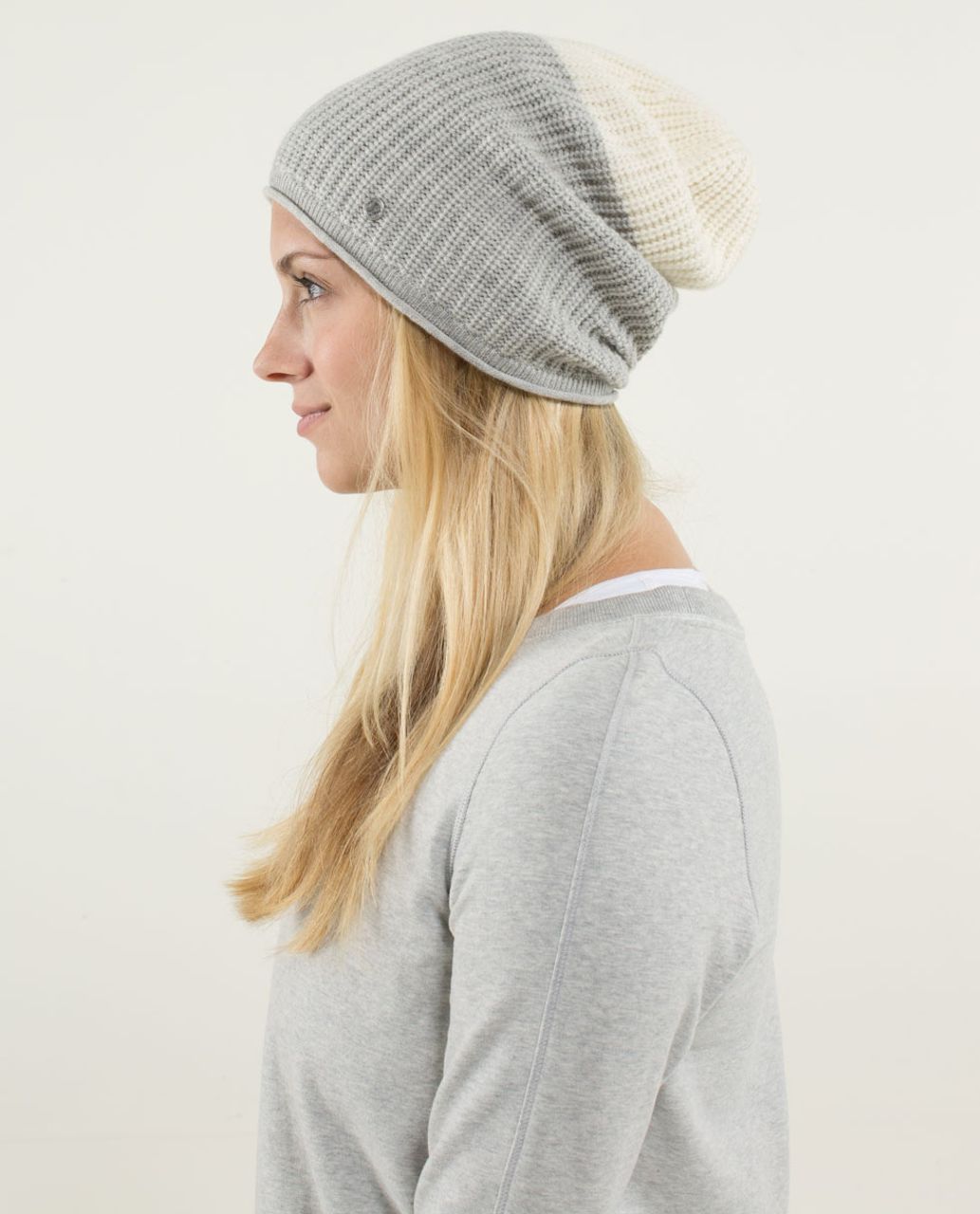 Lululemon Falling Freely Toque - Angel Wing / Silver Grey