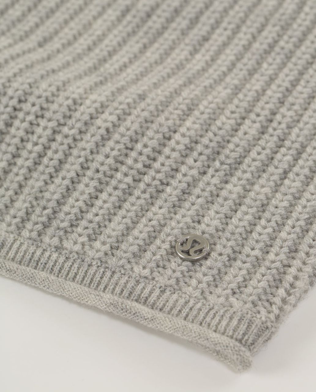 Lululemon Falling Freely Toque - Angel Wing / Silver Grey