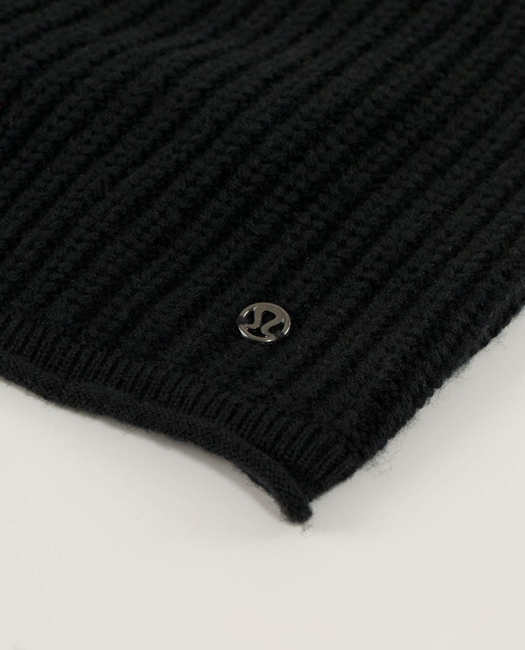 Lululemon Falling Freely Toque - Black - lulu fanatics