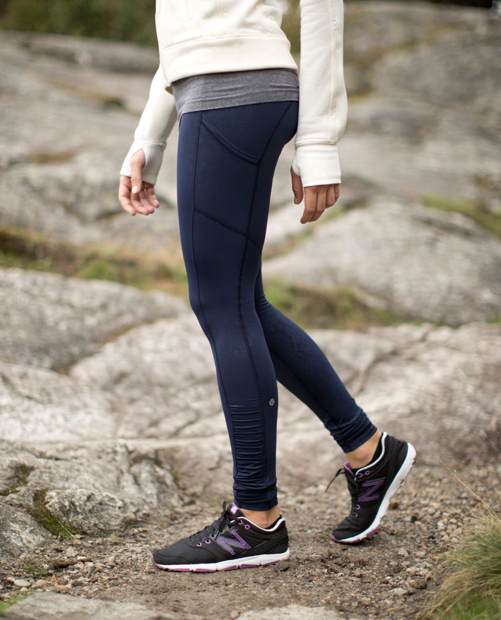 Lululemon Speed Tight *Luxtreme - Paisley Emboss Inkwell / Inkwell - lulu  fanatics