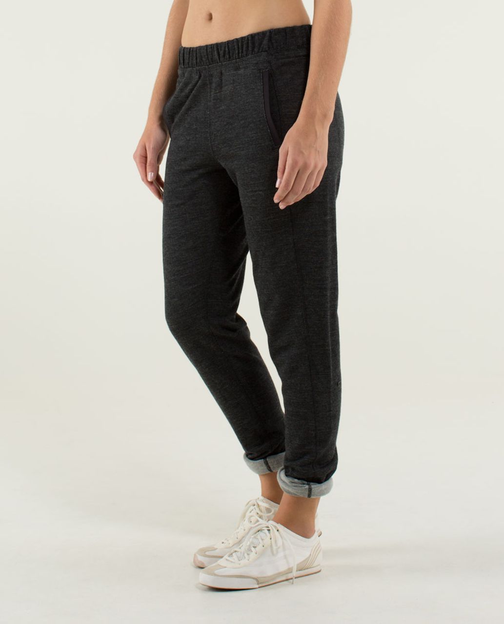 lululemon black sweatpants