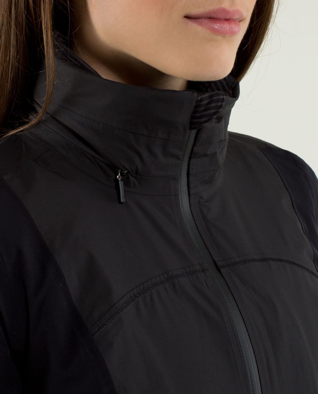 Lululemon Raindrop Jacket - Black