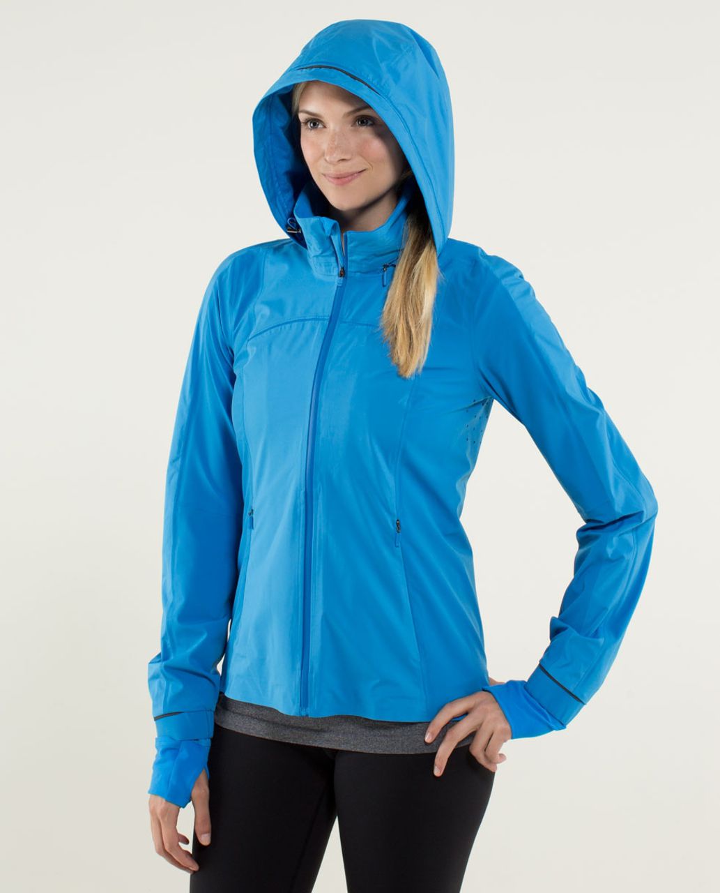 Lululemon Raindrop Jacket - Cornflower