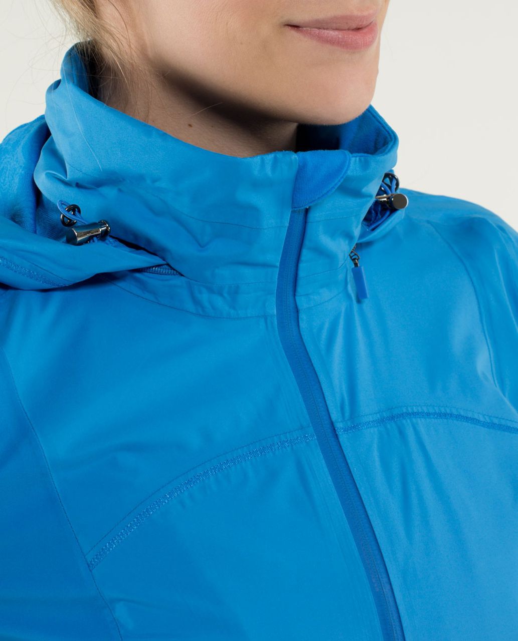 Lululemon Raindrop Jacket - Cornflower