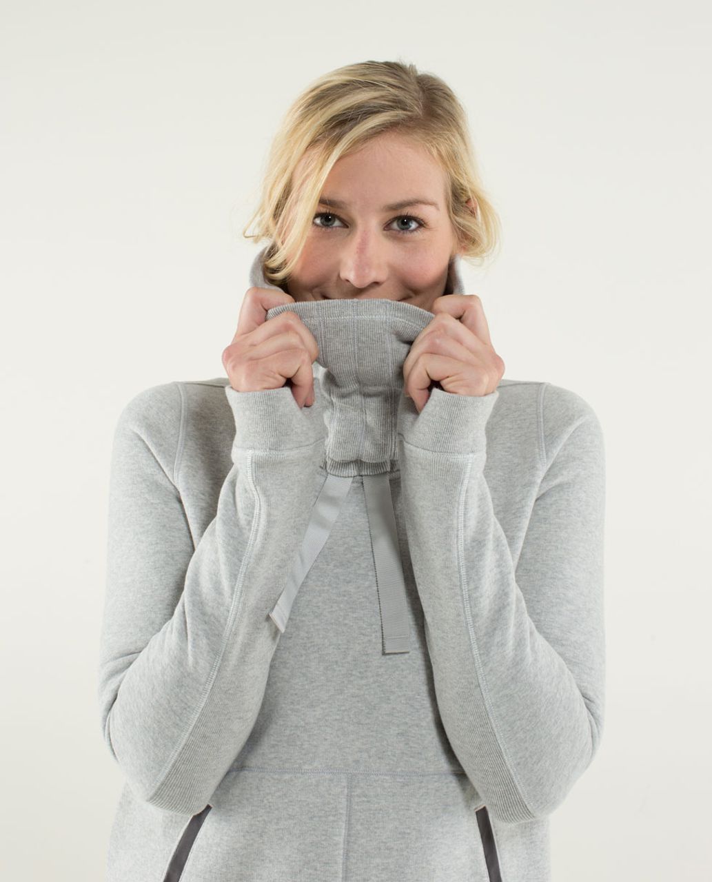 Lululemon Avenue Pullover - Heathered Light Grey / Soot Light