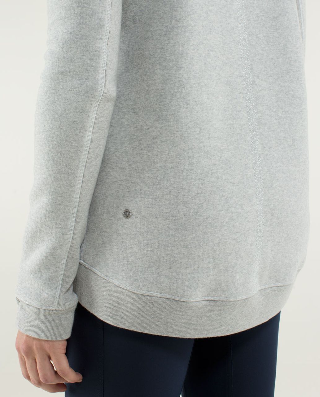 Lululemon Avenue Pullover - Heathered Light Grey / Soot Light