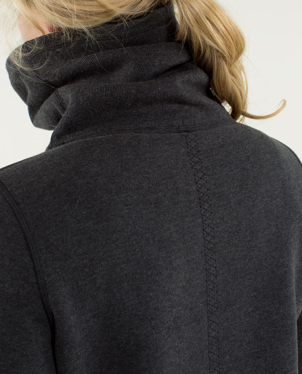 Lululemon Avenue Pullover - Heathered Black / Black