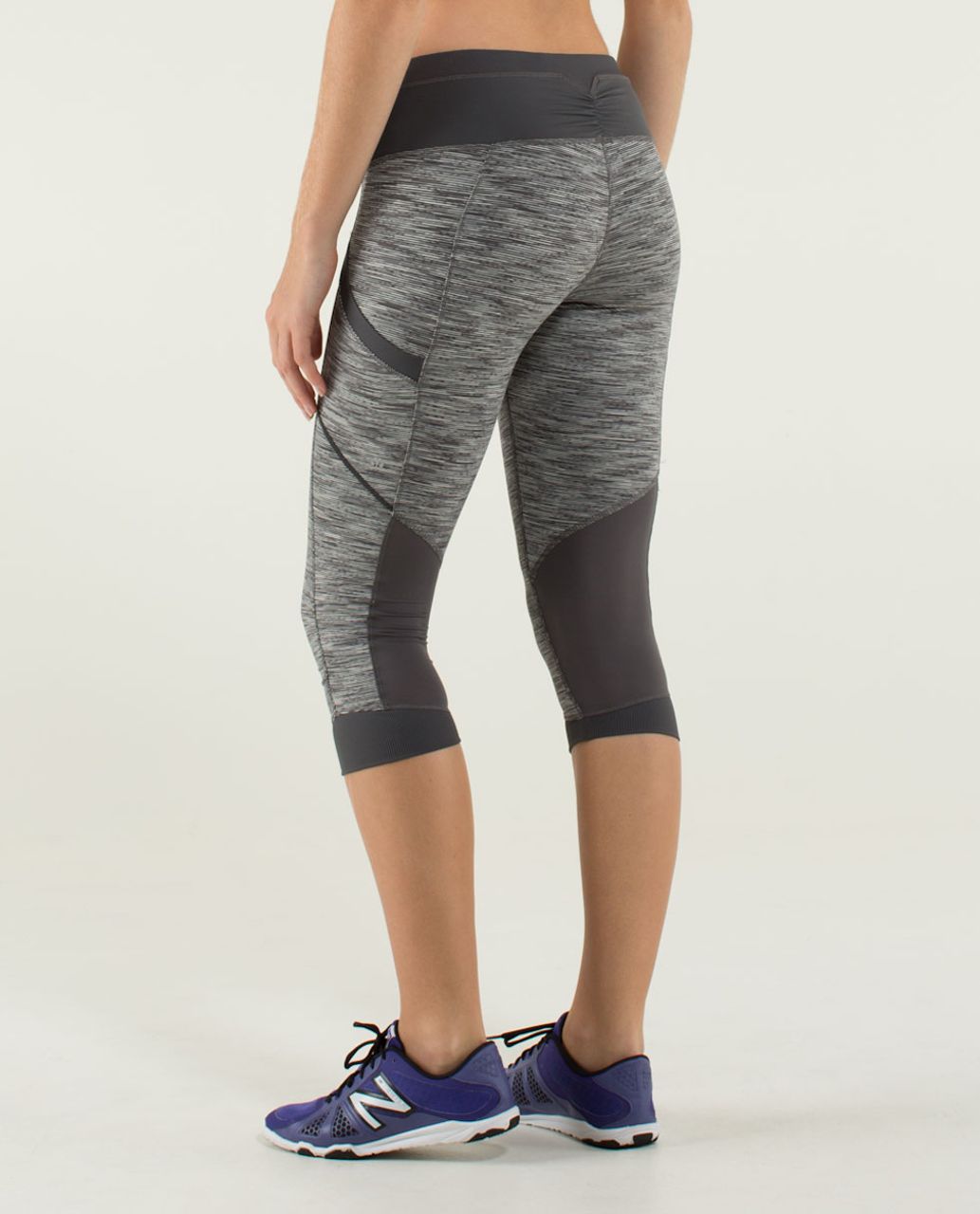 Lululemon Run For Fun Crop - Wee Are From Space October Angel Wing / Soot Light / Slalom Stripe Angel Wing