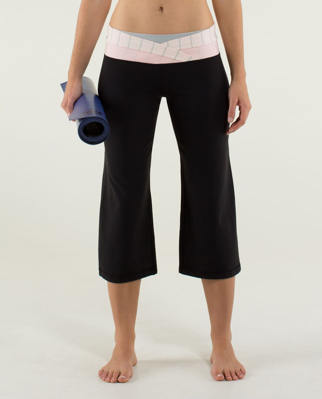 Lululemon Dharana Crop - Black / Slalom 