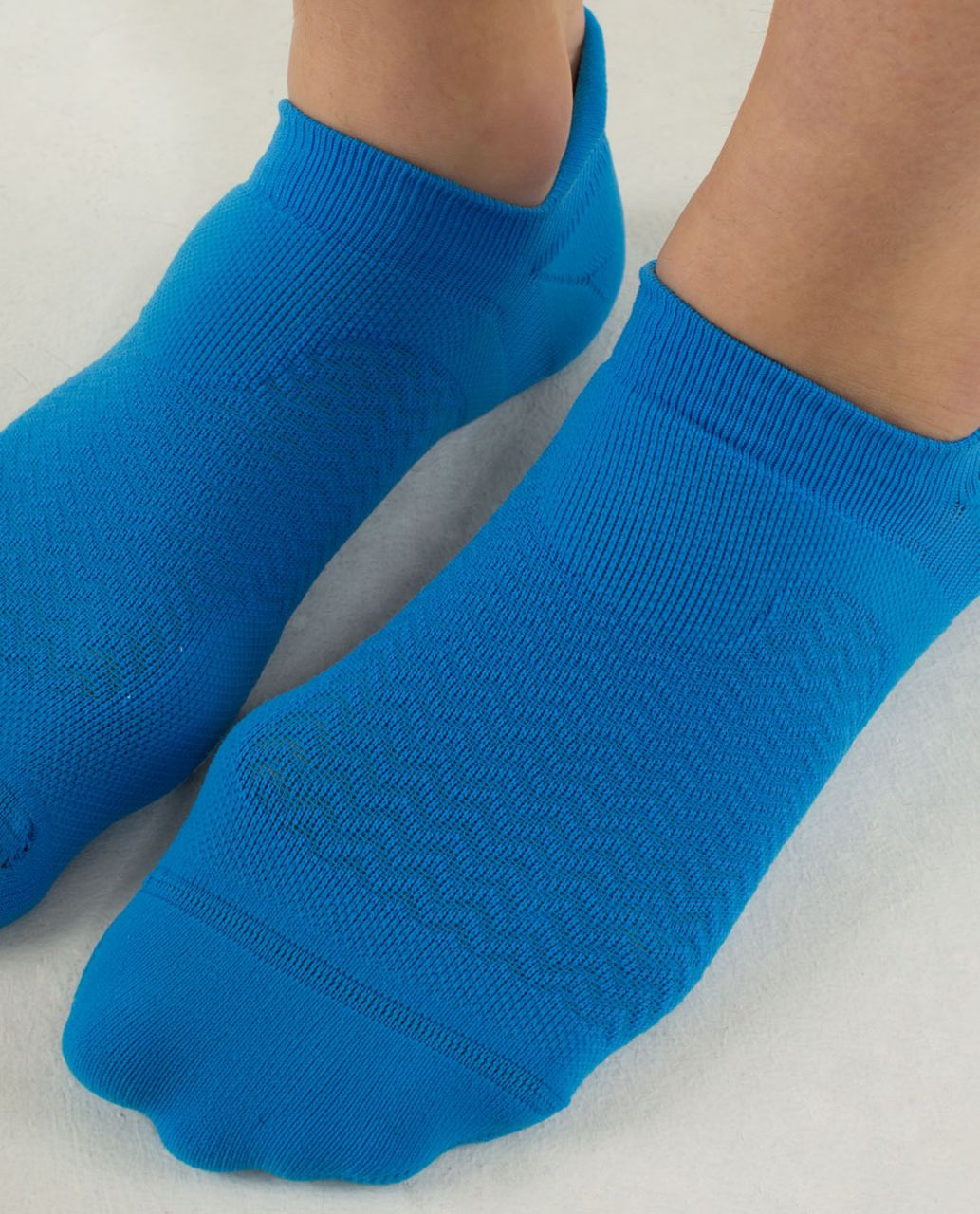 Lululemon Women's Ultimate No Show Run Sock - Cornflower