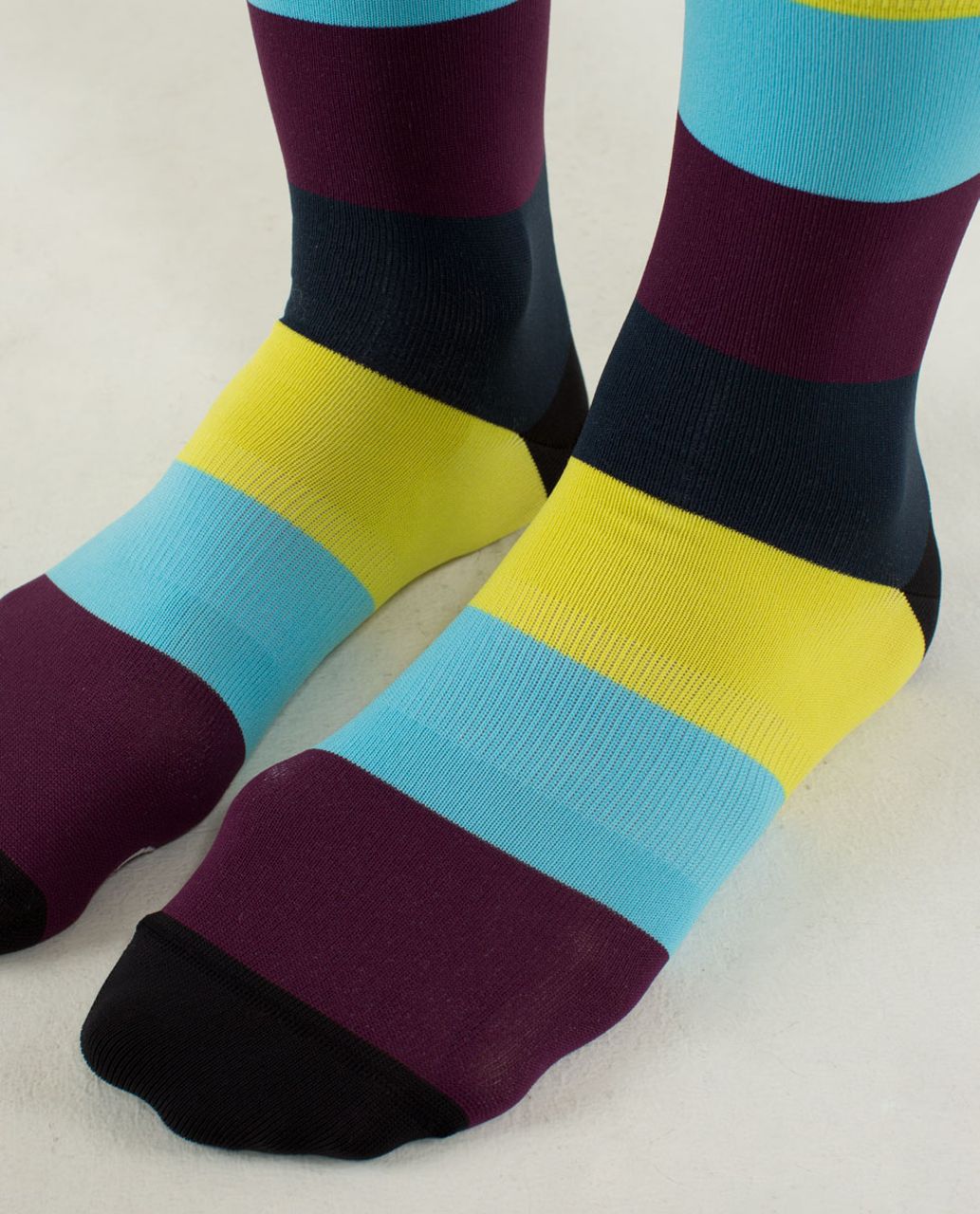 Lululemon Run For Fun Sock - Pow Stripe Split Pea