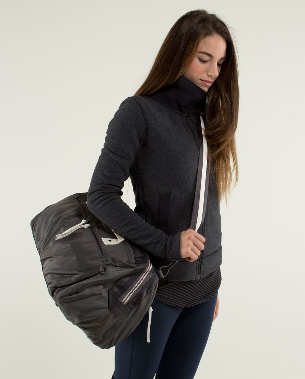 Lululemon Work It Out Duffel - Soot Light