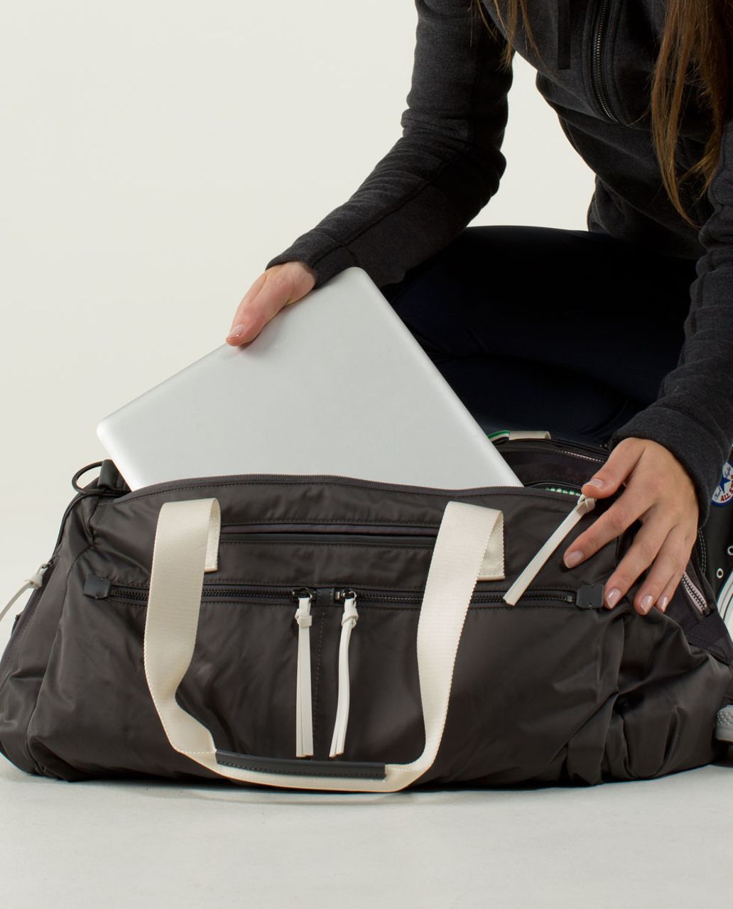 Lululemon Work It Out Duffel - Soot Light - lulu fanatics