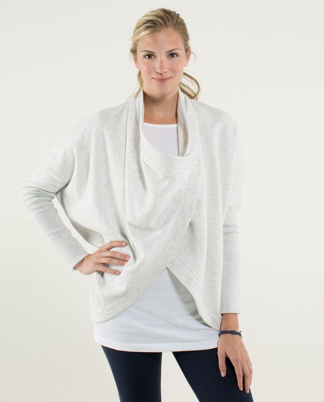 Lululemon It Makes Two Wrap - Heathered White / Angel Wing / Heathered White