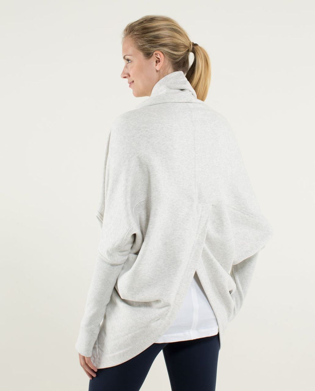 Lululemon It Makes Two Wrap - Heathered White / Angel Wing / Heathered White