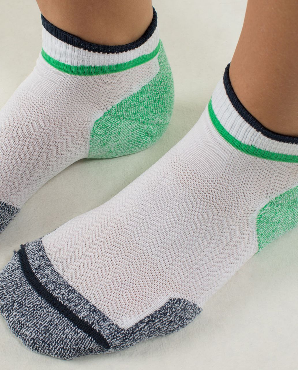 Lululemon Women's Ultimate Padded Run Sock - Inkwell / Green Bean