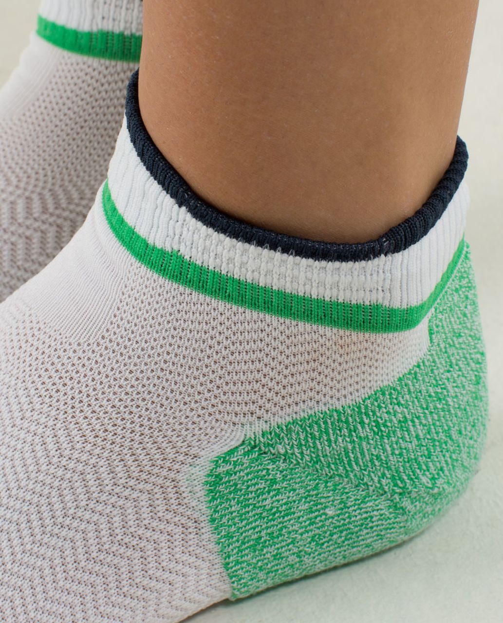 Lululemon Women's Ultimate Padded Run Sock - Inkwell / Green Bean