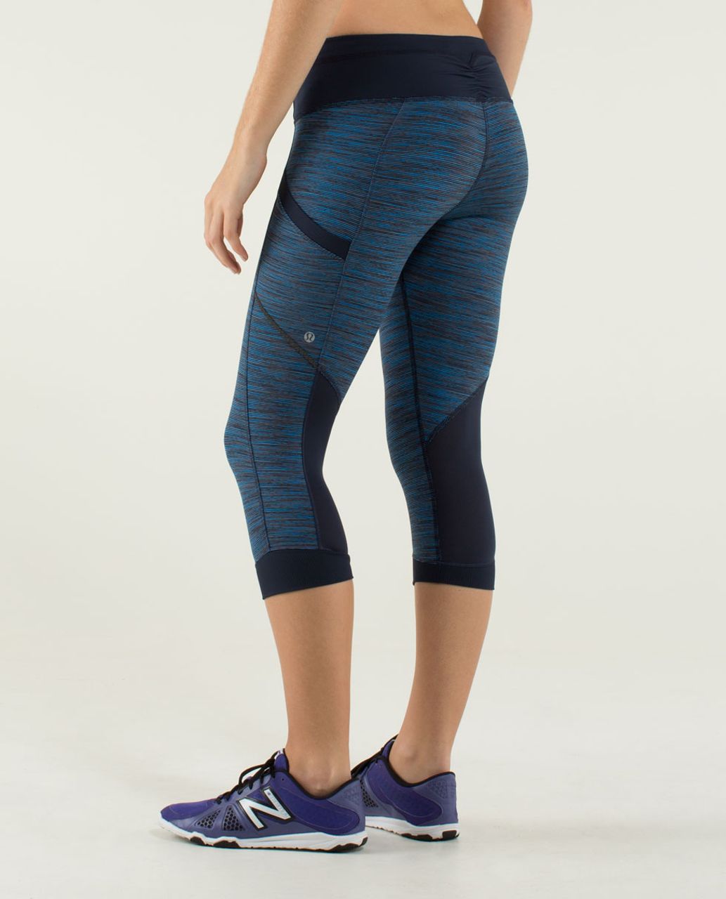 Lululemon Run For Fun Crop - Wee Are From Space October Inkwell / Inkwell