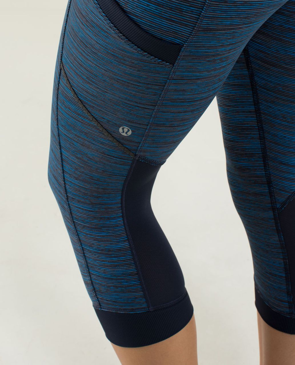Lululemon Run For Fun Crop - Wee Are From Space October Inkwell / Inkwell