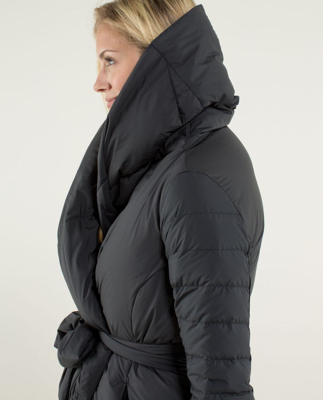 Lululemon Enfold Wrap - Black