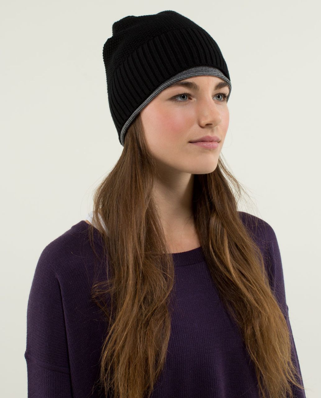 black knit toque