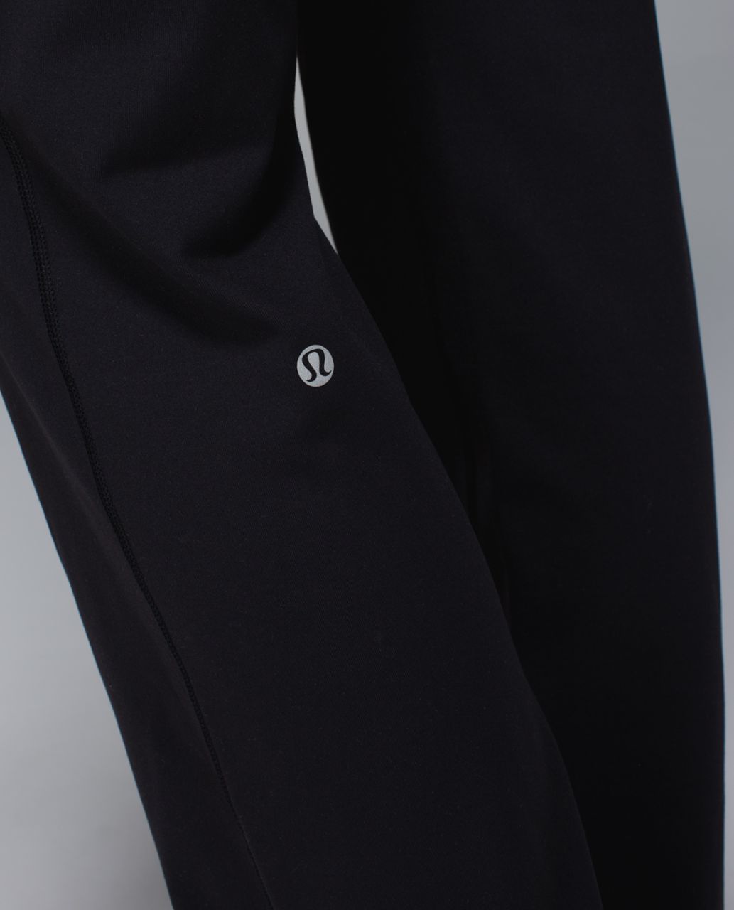 Lululemon Astro Pant (Regular) *Full-On Luon - Black / Raspberry / Micro  Macro Stripe Raspberry - lulu fanatics