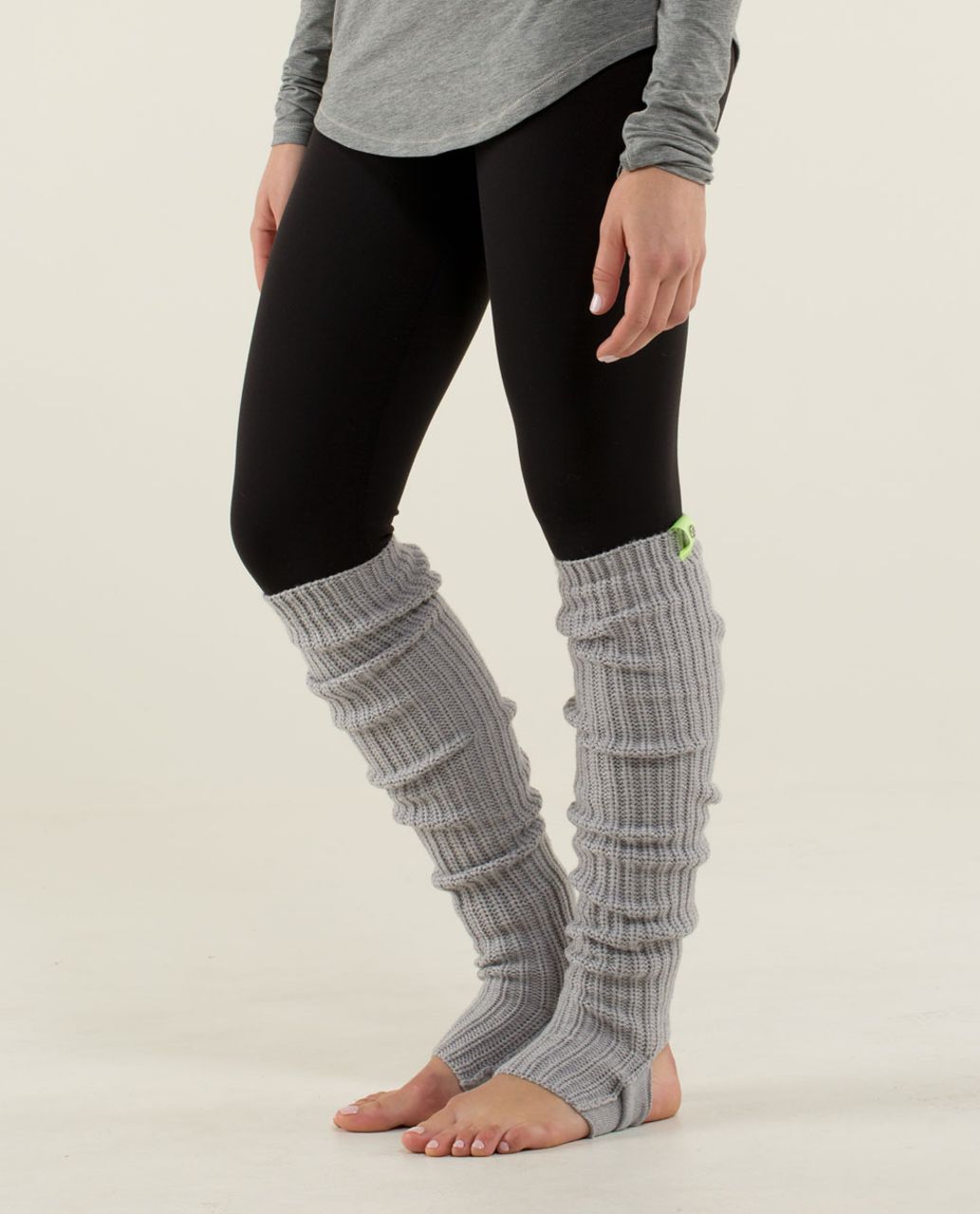 2022 New Creamy Gentle Wind Gray Leg Warmers Women Hollowed Out