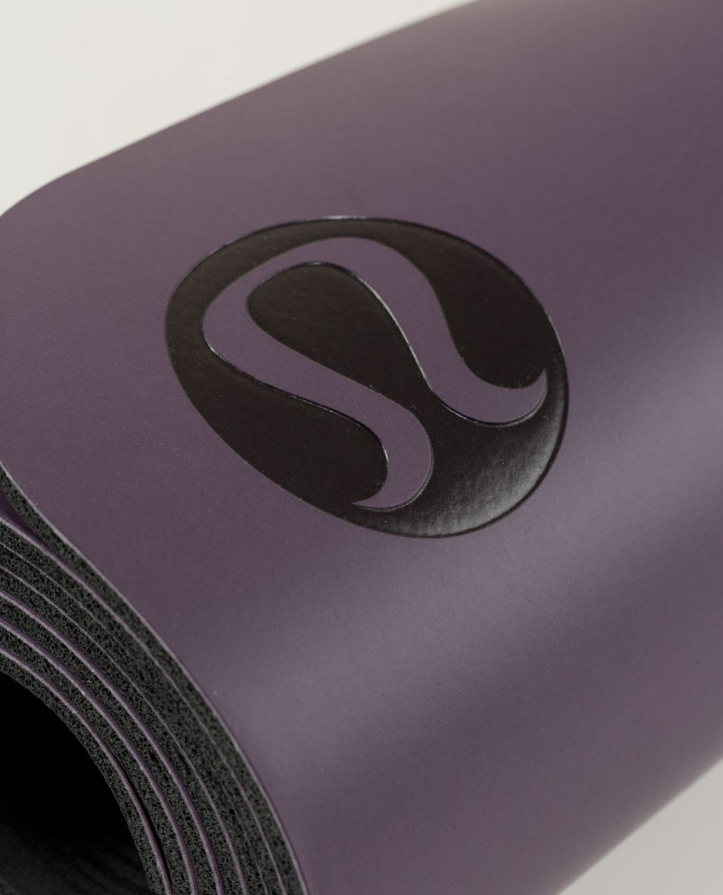 Lululemon The Mat - Deep Zinfandel / Deep Coal