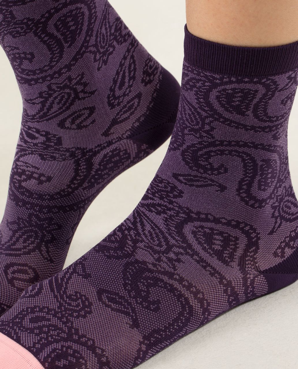 Lululemon Run For Fun Sock - Paisley Mesh Deep Zinfandel