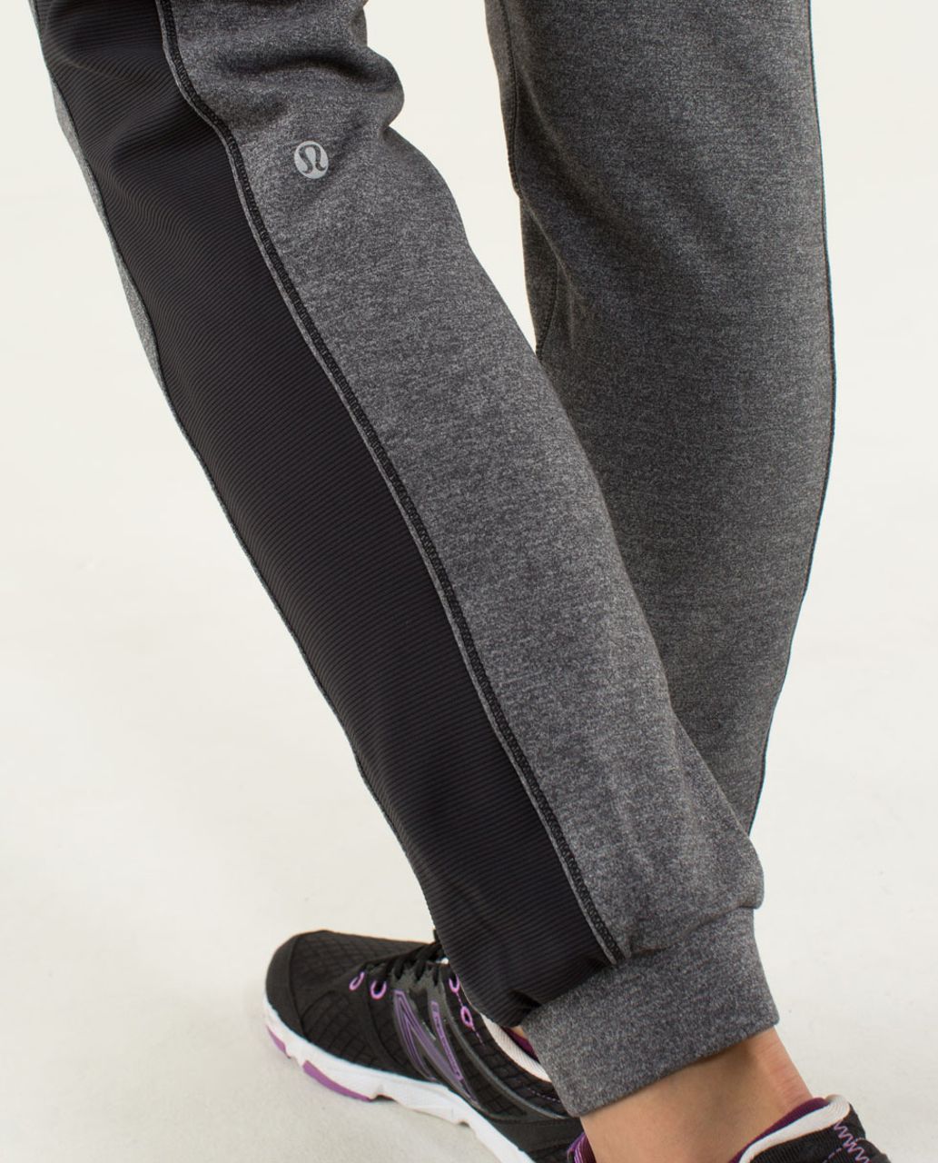 Lululemon Base Runner Pant - Heathered Black / Raspberry / Black