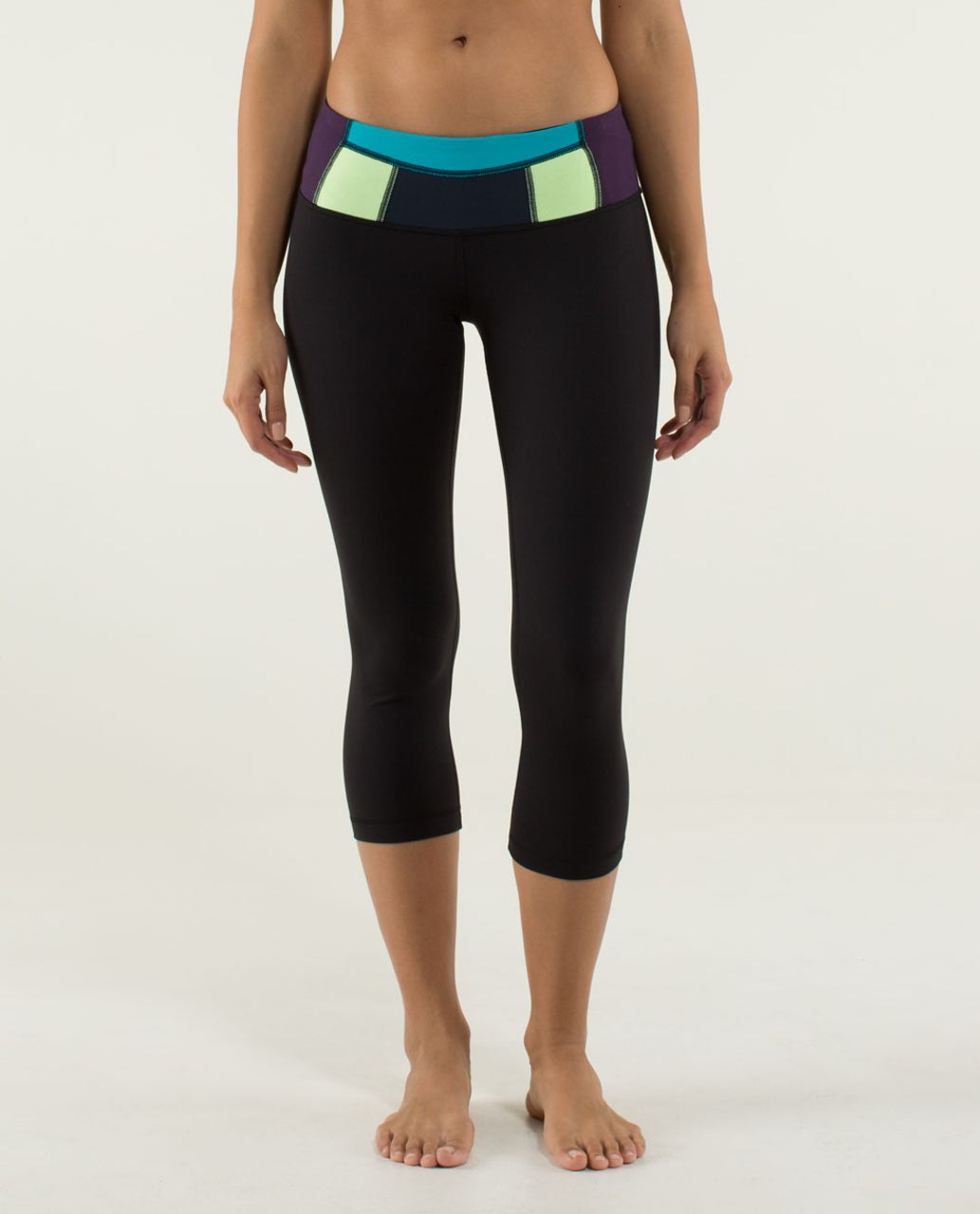 Lululemon Wunder Under Crop *Full-On Luon - Black / Quilt Winter 1302