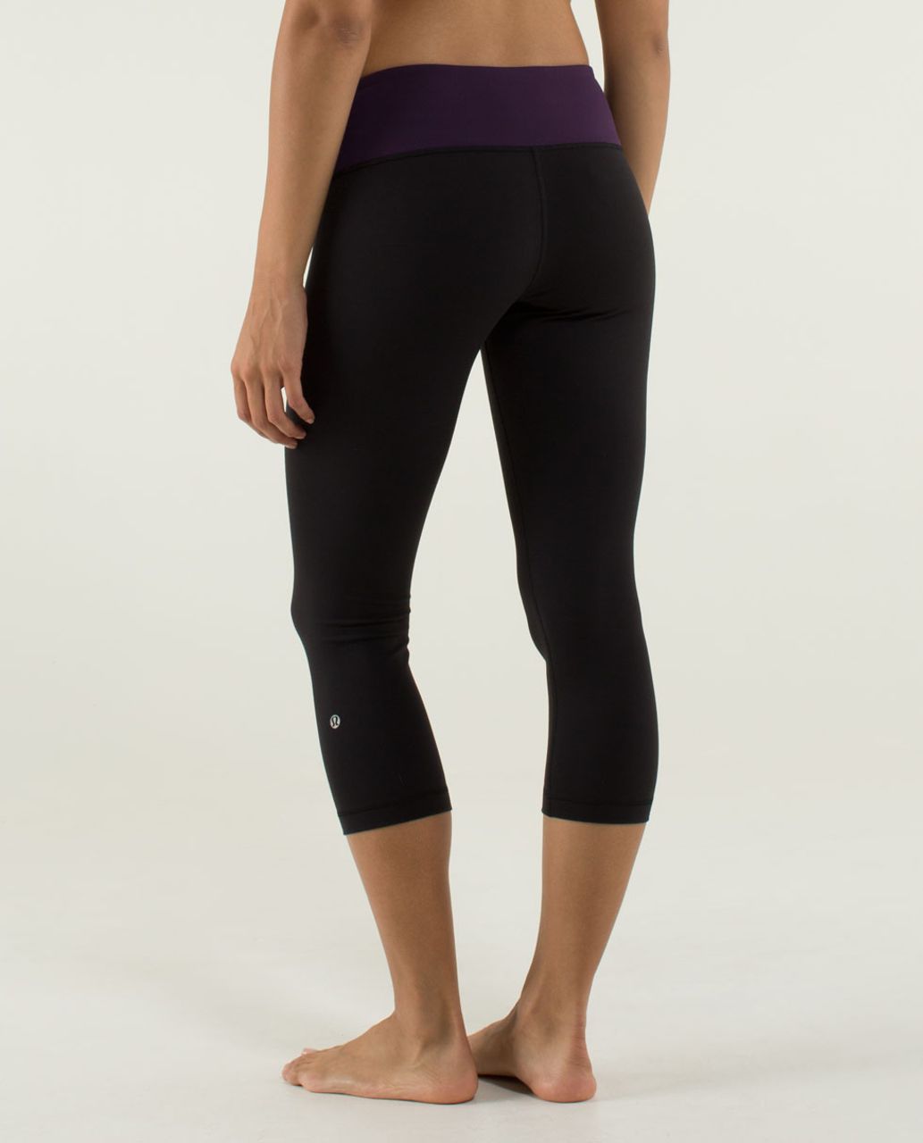 Lululemon Wunder Under Crop *Full-On Luon - Black / Quilt Winter 1302