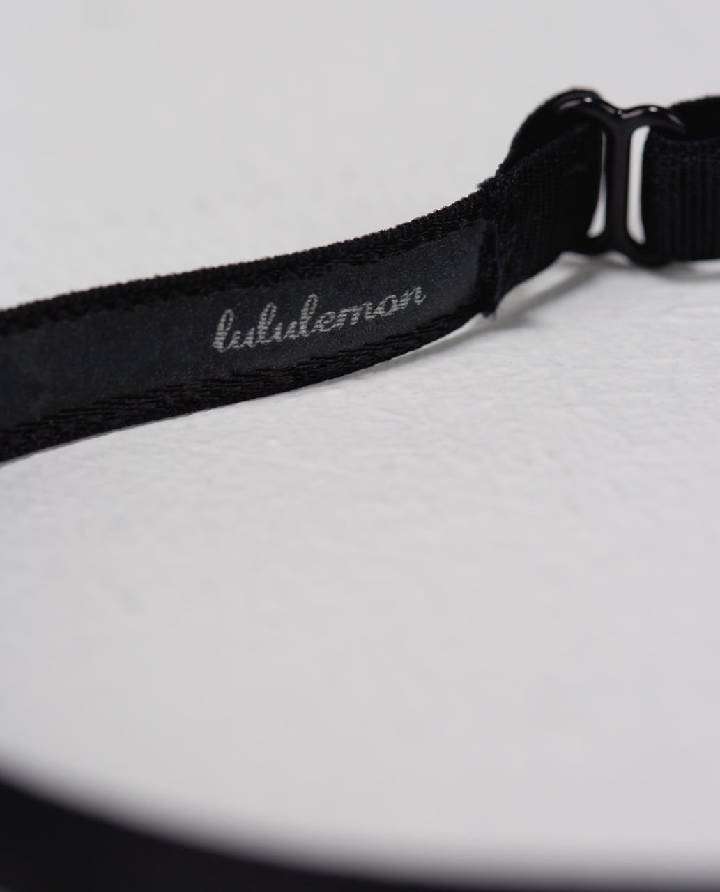 Lululemon Skinniest Satin Pirouette Headband - Black