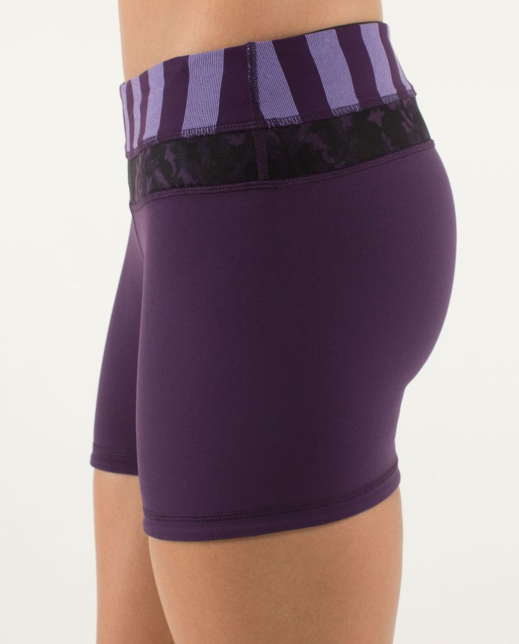 Lululemon Reverse Groove Short (Regular) - Deep Zinfandel / Micro Macro Stripe Deep Zinfandel / Beautiful Baroque Deep Zinfandel